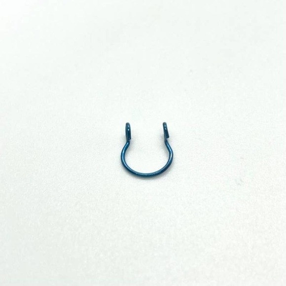 SINGLE Fake Septum Nose Ring Cuff - Blue - Picture 4 of 6